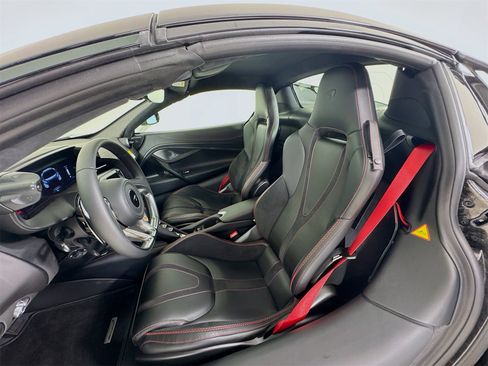 New 2026 McLaren 750S Spider image 19