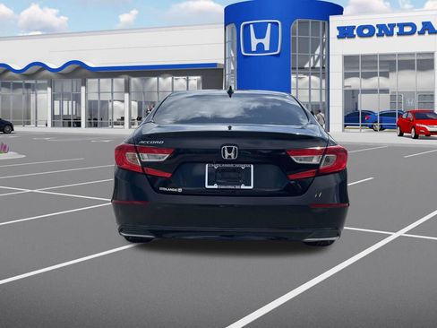 Used 2018 Honda Accord LX image 6