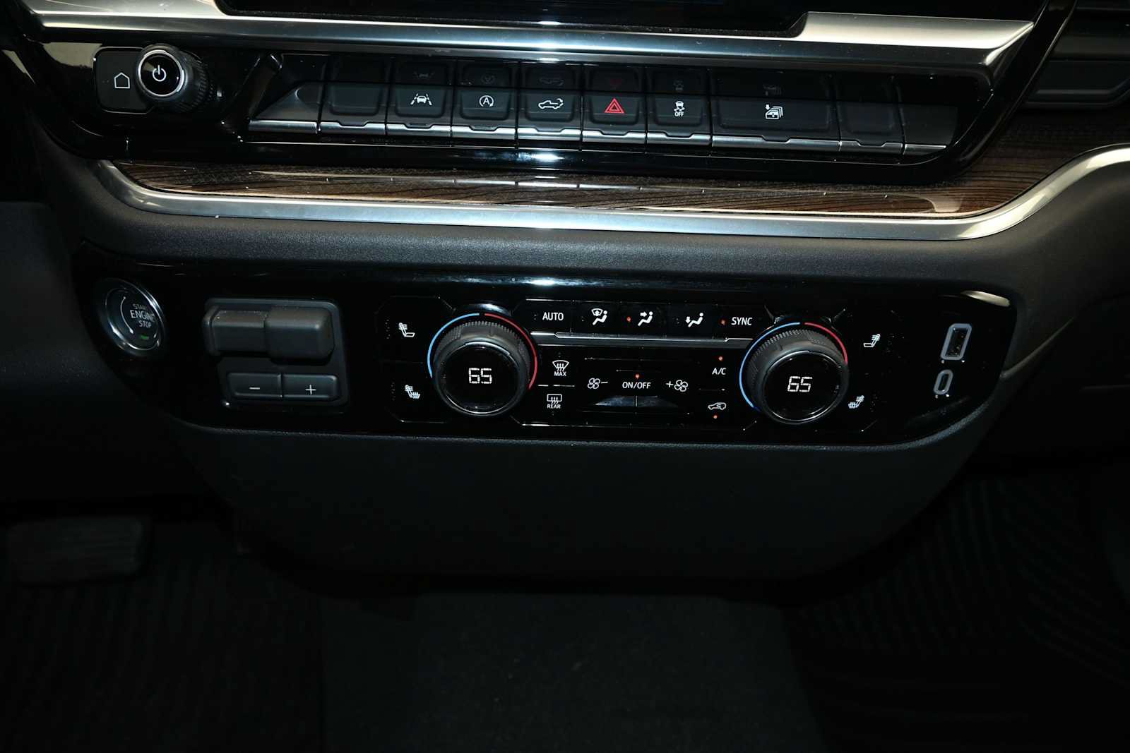 Used 2026 Chevrolet Silverado 1500 RST AWD/4WD image 13