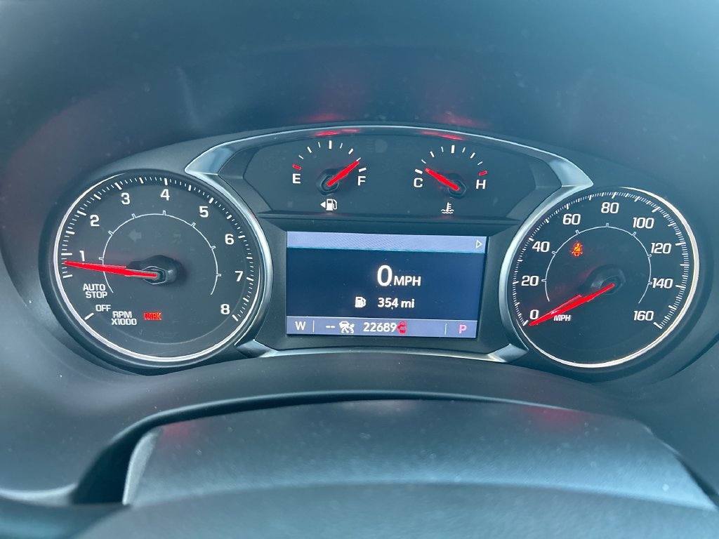 Used 2024 GMC Terrain SLT AWD/4WD image 16