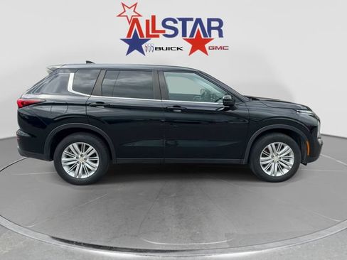 Used 2022 Mitsubishi Outlander ES FWD image 8