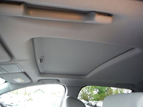Used 2021 Honda CR-V EX image 11