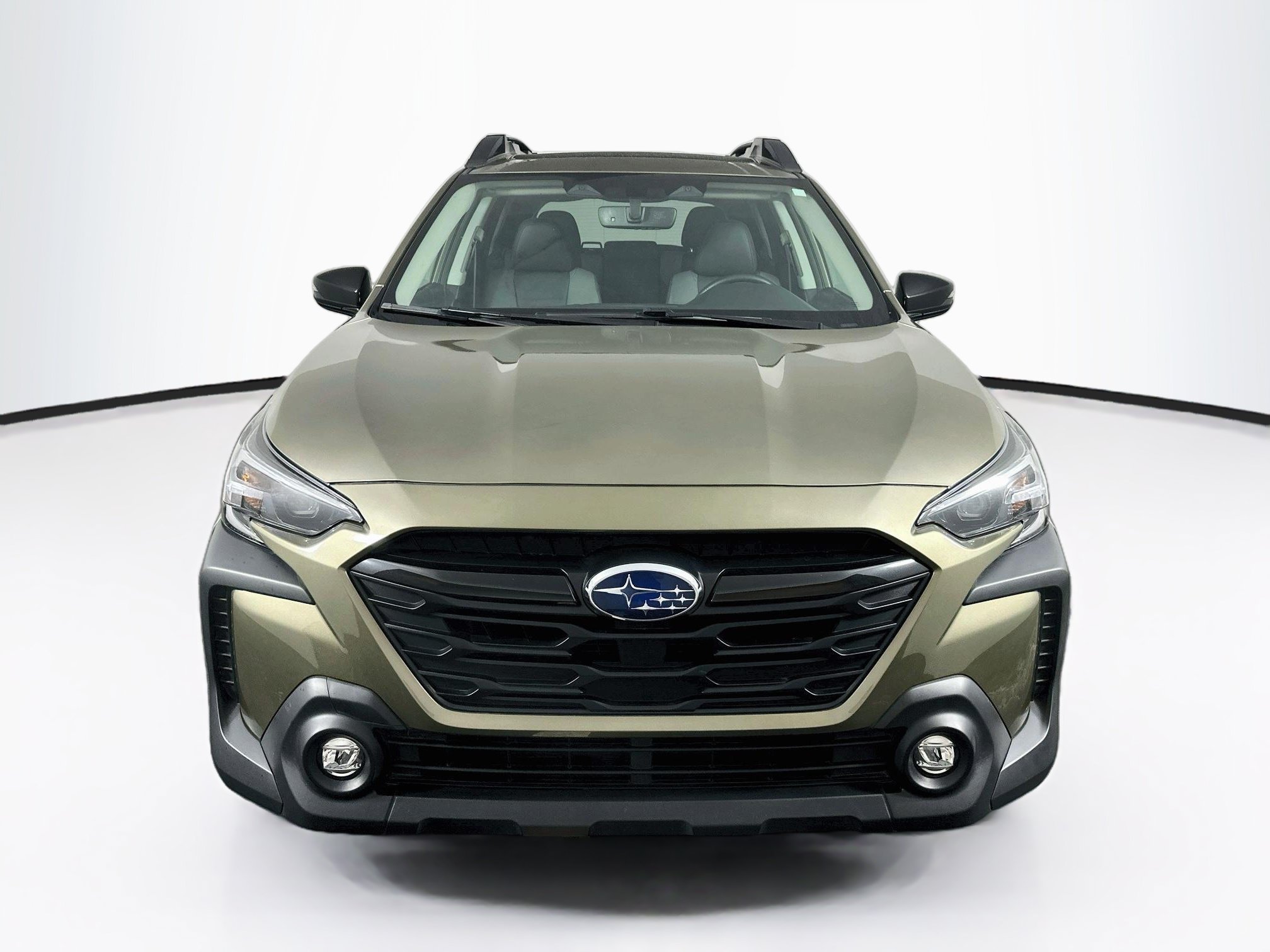 Used 2025 Subaru Outback Onyx Edition AWD/4WD image 2