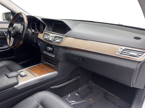 Used 2014 Mercedes-Benz E 350 Sedan image 50