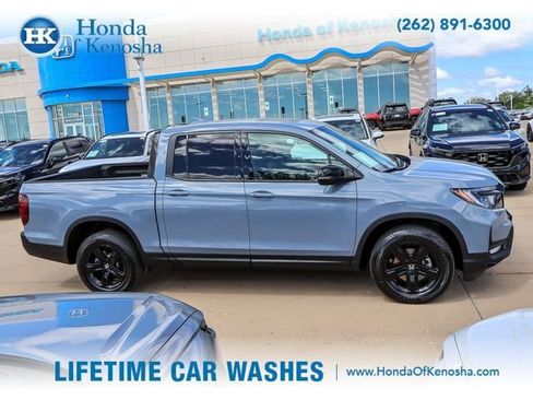Used 2023 Honda Ridgeline Black Edition image 6