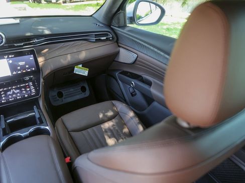 New 2026 Maserati Grecale Modena image 31