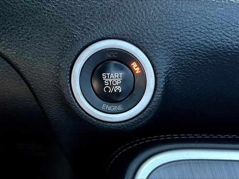 Used 2015 Dodge Challenger R/T w/ Quick Order Package 22B R/T image 22