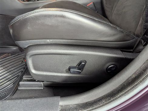 Used 2021 Dodge Charger R/T w/ Plus Group image 13