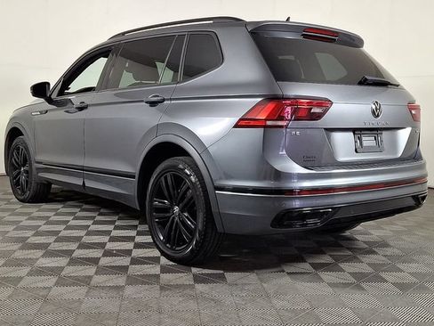 Used 2022 Volkswagen Tiguan SE R-Line AWD/4WD image 7