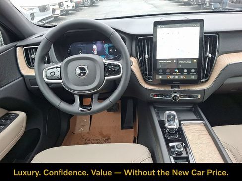 Used 2026 Volvo XC60 B5 Plus w/ Protection Package Premier AWD/4WD image 8