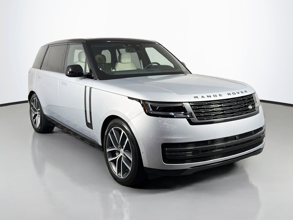 Used 2025 Land Rover Range Rover Long Wheelbase SE AWD/4WD image 3