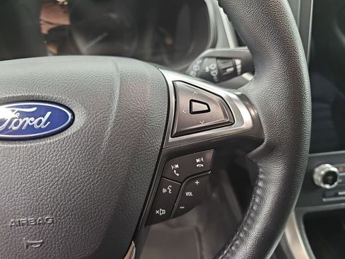 Used 2024 Ford Edge SEL AWD/4WD image 18