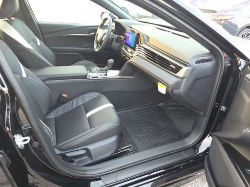 New 2026 Toyota Camry SE FWD image 10
