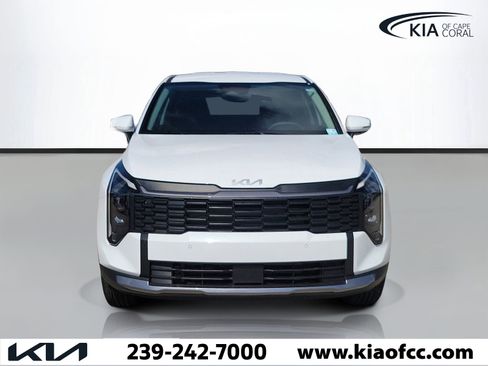 New 2026 Kia Sportage LX w/ LX Convenience Package FWD image 2