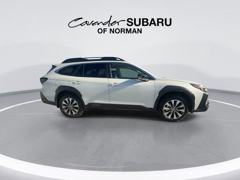 Certified 2025 Subaru Outback Limited image 9