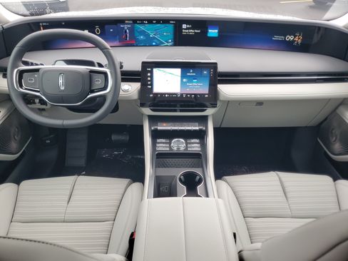 New 2026 Lincoln Nautilus Reserve AWD/4WD image 30