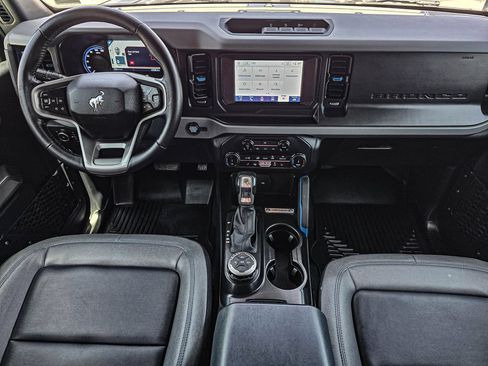 Used 2022 Ford Bronco Black Diamond AWD/4WD image 32