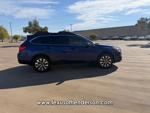 Used 2016 Subaru Outback 3.6R Limited AWD/4WD image 5