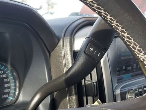 Used 2018 GMC Sierra 1500 SLE w/ SLE Value Package image 16