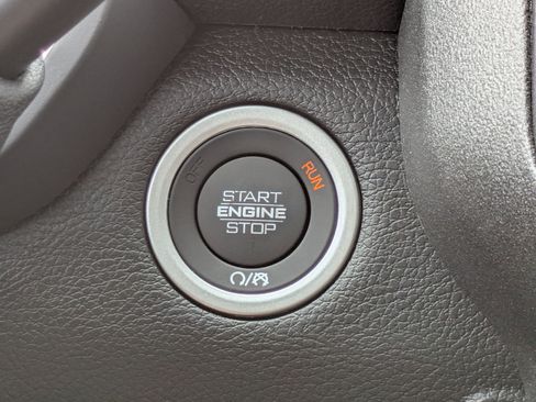 New 2025 RAM 2500 Tradesman image 16