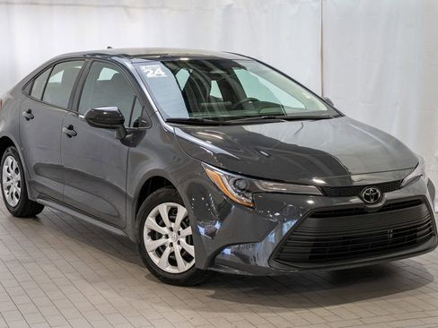 Certified 2024 Toyota Corolla LE image 1