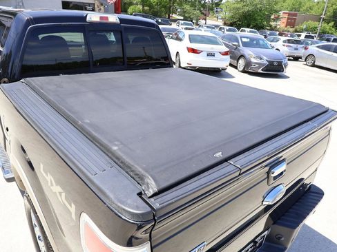 Used 2010 Ford F150 Lariat image 29