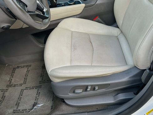 Used 2022 Cadillac XT6 Premium Luxury FWD image 17
