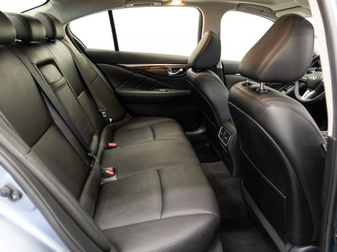 Used 2018 INFINITI Q50 Luxe w/ Cargo Package (L95) RWD image 15