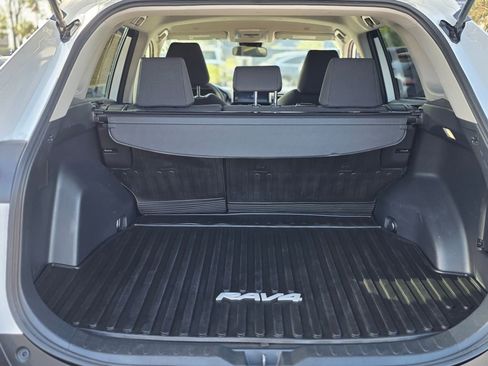 Used 2023 Toyota RAV4 LE image 11
