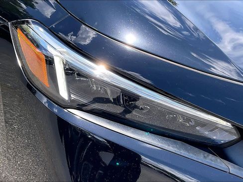 Used 2023 Honda Civic EX-L image 27