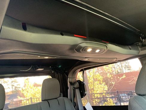 Used 2024 Jeep Wrangler Sport image 43