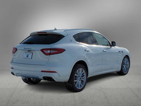 Used 2019 Maserati Levante S GranLusso image 8
