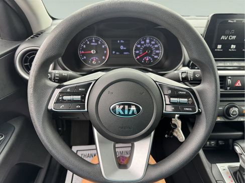 Used 2020 Kia Forte LXS FWD image 16