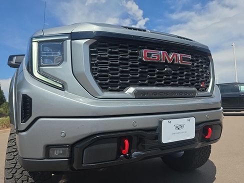 Used 2024 GMC Sierra 1500 AT4 w/ Technology Package AWD/4WD image 18