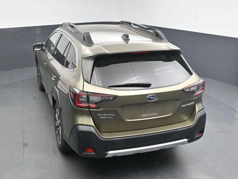 Used 2024 Subaru Outback Limited AWD/4WD image 15