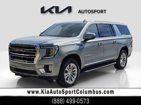 Used 2024 GMC Yukon XL SLT image 1