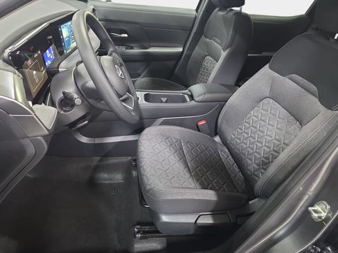 New 2026 Nissan Kicks SV w/ Cold Weather Package FWD image 14