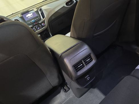 Used 2023 Chevrolet Equinox LS FWD image 21
