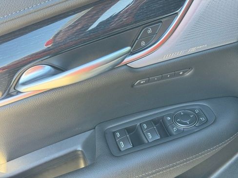 Certified 2025 Cadillac XT5 Premium Luxury image 28