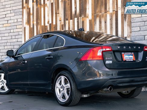 Used 2013 Volvo S60 T5 image 3