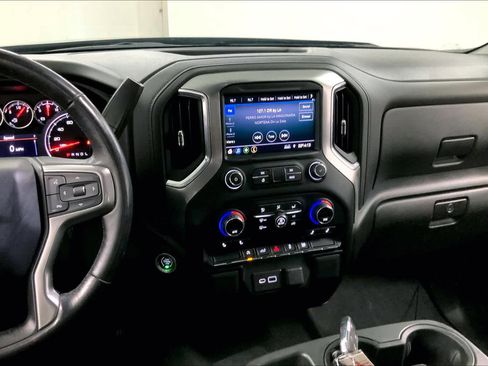 Used 2021 Chevrolet Silverado 1500 LT RWD image 6