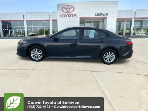 Used 2025 Toyota Camry LE image 2