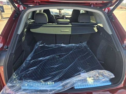 New 2025 Audi Q5 Prestige image 17