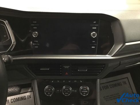 Used 2019 Volkswagen Jetta SEL image 47