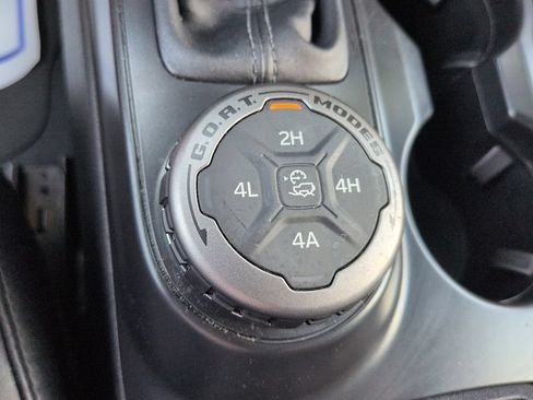 Used 2024 Ford Bronco Everglades AWD/4WD image 24