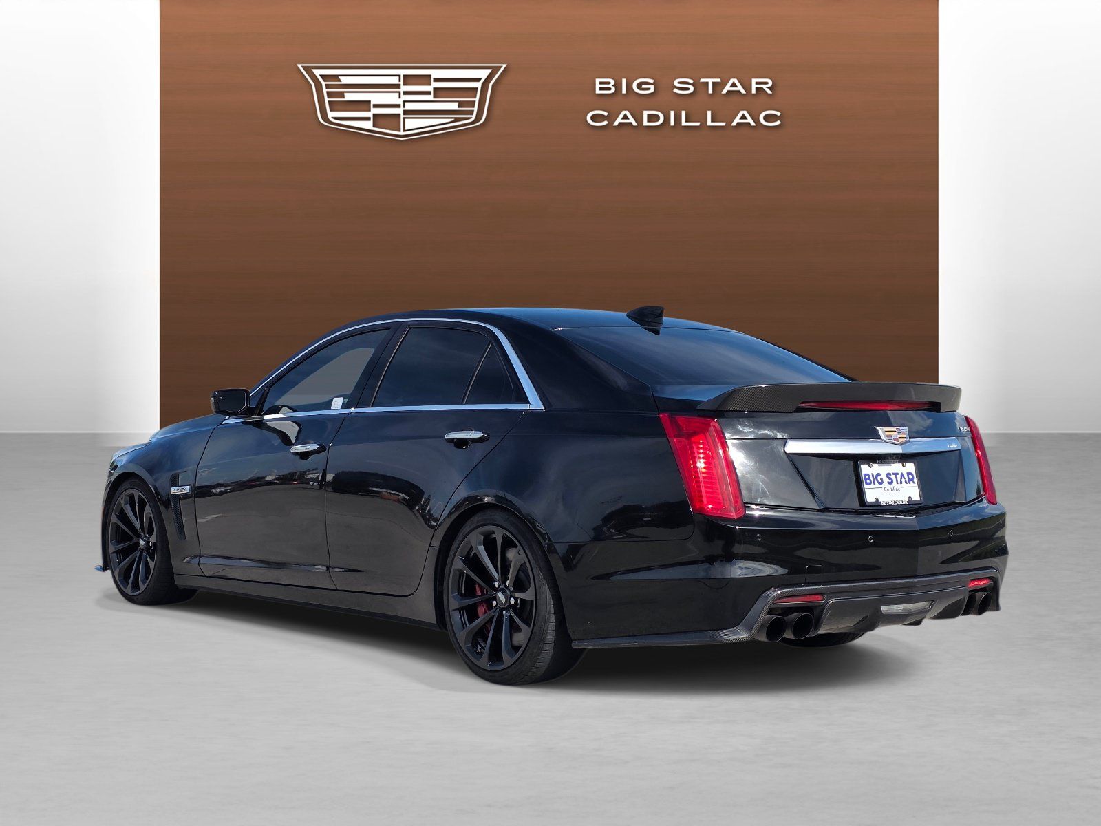 Used 2017 Cadillac CTS V w/ Carbon Fiber Package RWD image 3