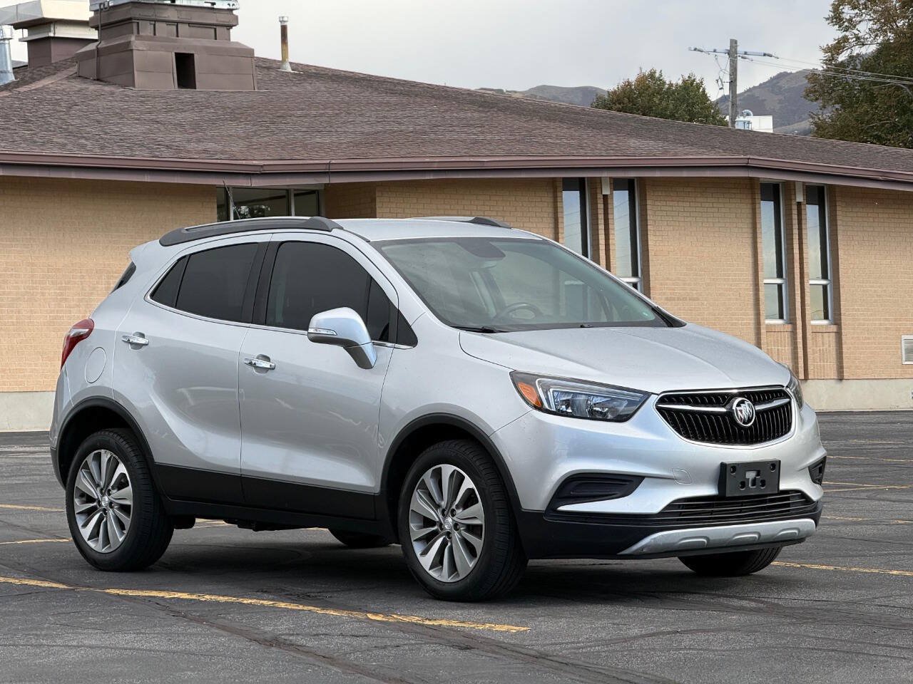 Used 2017 Buick Encore Preferred AWD/4WD image 7