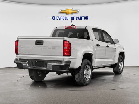 Used 2021 Chevrolet Colorado W/T w/ WT Convenience Package AWD/4WD image 2