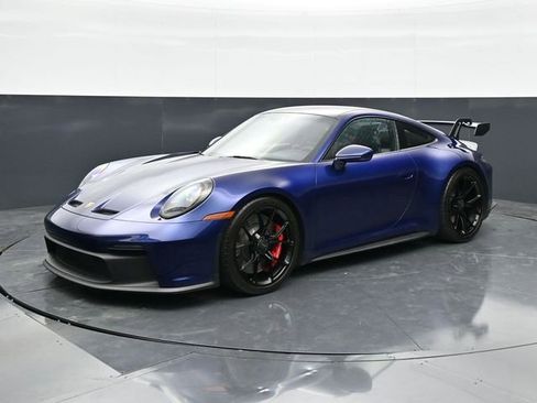 Used 2022 Porsche 911 GT3 RWD image 3