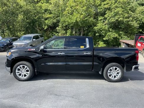 Used 2024 Chevrolet Silverado 1500 LTZ w/ LTZ Premium Package image 6